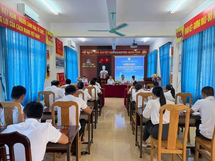Đối thoại, lắng nghe đoàn viên, người lao động tại Công ty Cổ phần Cấp nước Thái Hòa