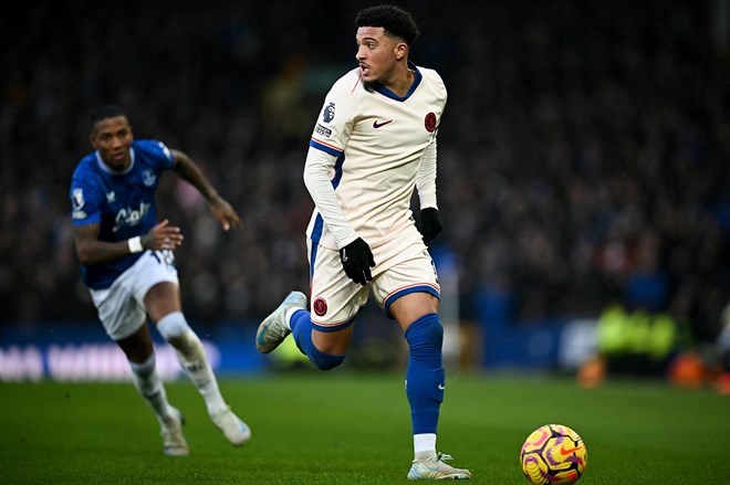 Khoảng thời gian khoác áo Chelsea cũng không thể giúp Sancho lấy lại phong độ.  Ảnh: AFP