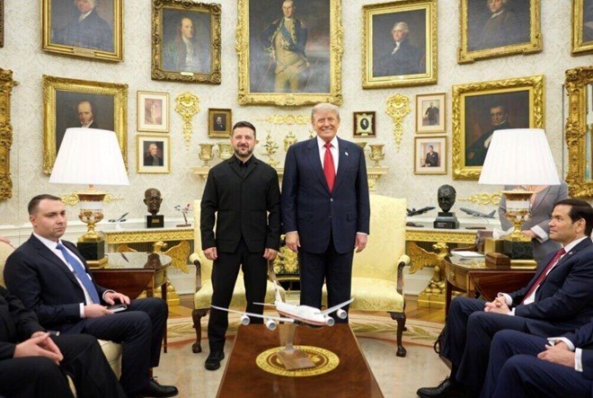 Ông Trump và ông Zelensky hội đàm hơn 1 giờ, bàn giấy phép sản xuất tên lửa Patriot