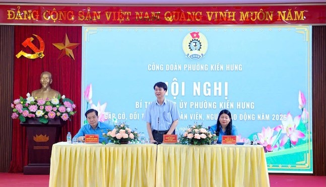 80/84 Công đoàn xã, phường trên địa bàn Hà Nội tổ chức gặp gỡ, đối thoại