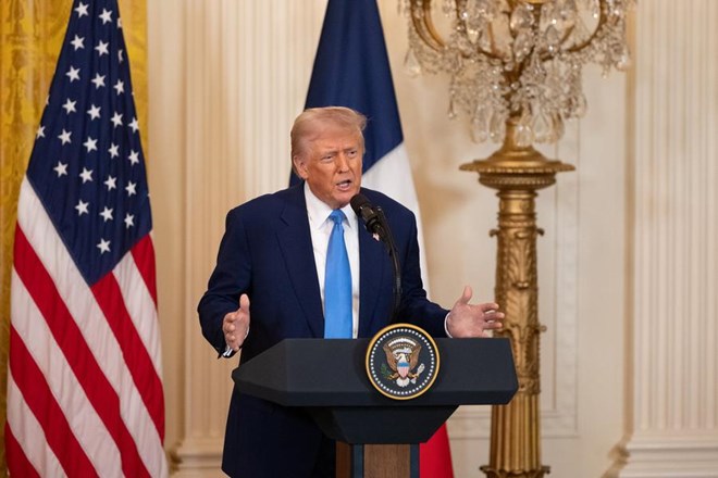 Ông Trump thu phí xem trước bài đăng Truth Social, giới đầu tư sẵn sàng chi đậm