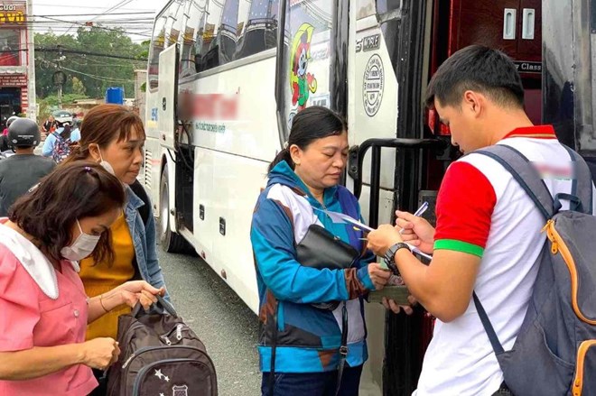 Công đoàn ở Đồng Nai đưa hơn 1.300 công nhân đi du lịch Nha Trang ngày 18.9