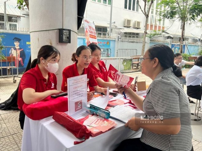 Sức ì tuổi 40 và cuộc thanh lọc lao động khốc liệt thời đại số