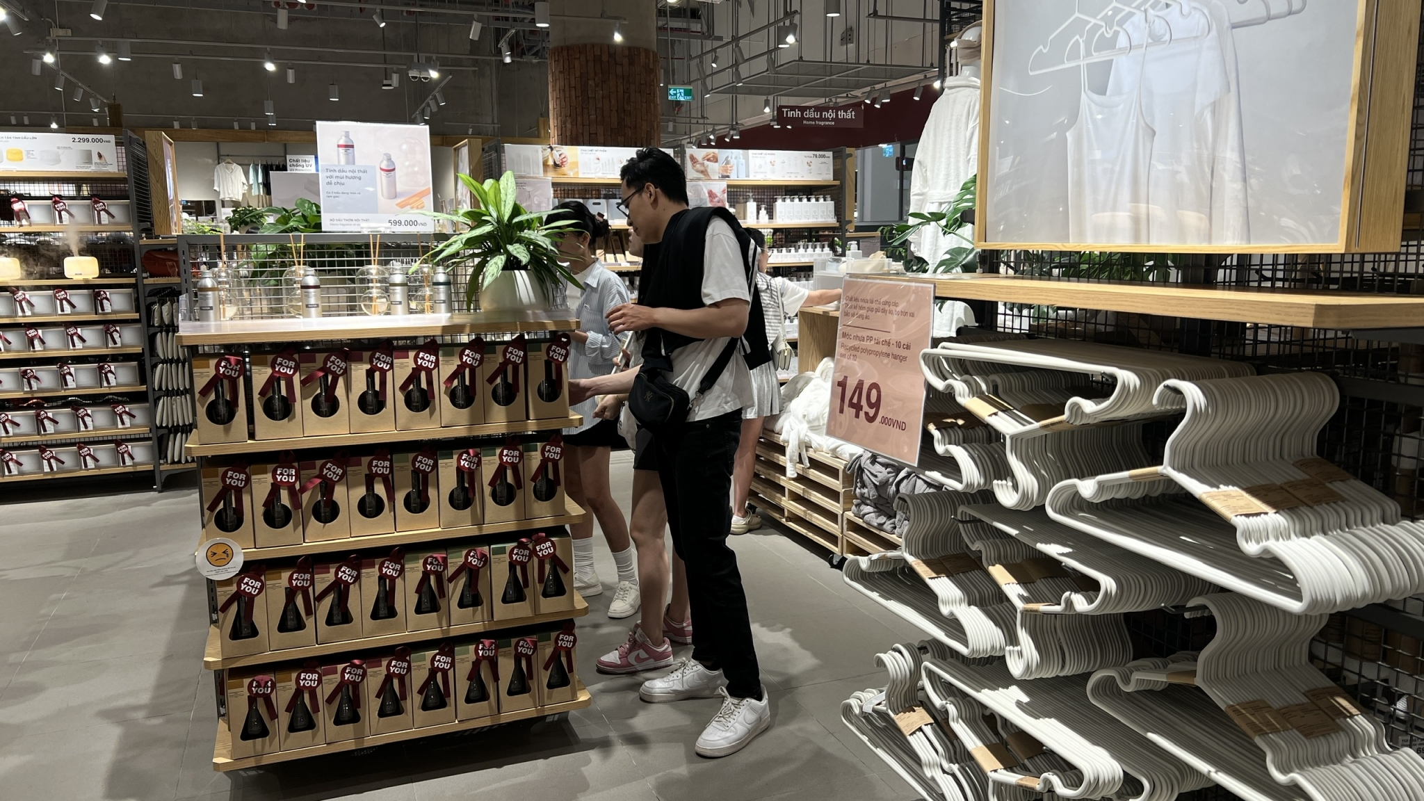 Nguồn cung bất động sản thương mại, bán lẻ tăng hơn gấp đôi, cuộc đua hút khách tăng nhiệt