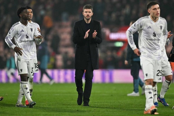 Michael Carrick và bài toán hoàn thiện đội hình Man United