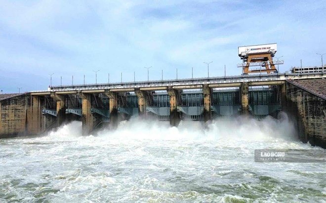 Mực nước hồ thủy điện lớn nhất miền Nam ngày 21.8 đạt hơn 54,7m