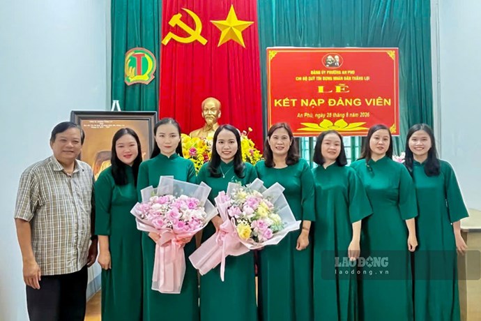 Hai đoàn viên Công đoàn ưu tú ở Gia Lai được kết nạp Đảng