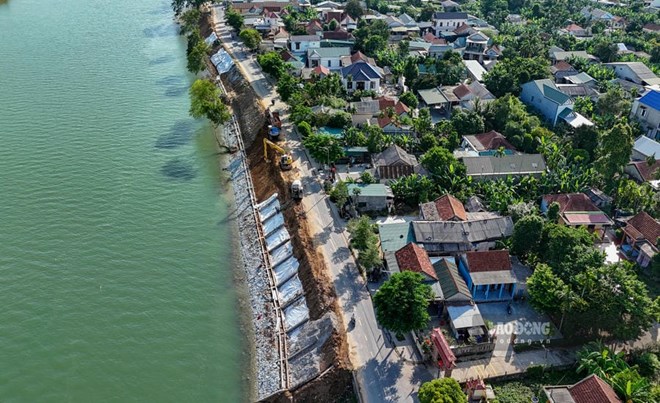 Gấp rút chống ngập và sạt lở trong mùa mưa bão