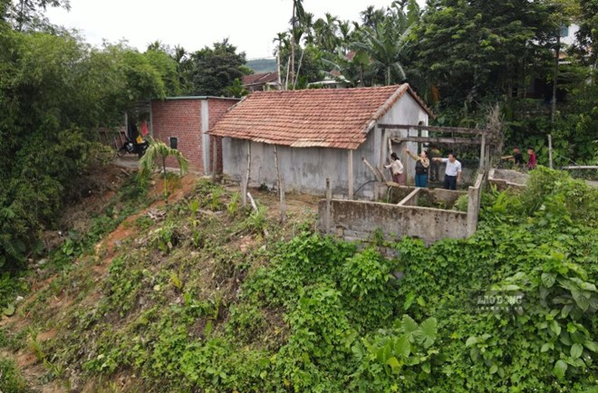 Mùa mưa bão cận kề, dân ven sông Trà Khúc thấp thỏm lo sạt lở