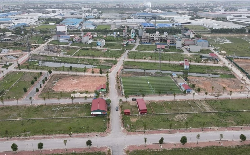 Đề xuất “lấp khoảng trống” giao dịch đất nền ngoài dự án Đề xuất “lấp khoảng trống” giao dịch đất nền ngoài dự án
