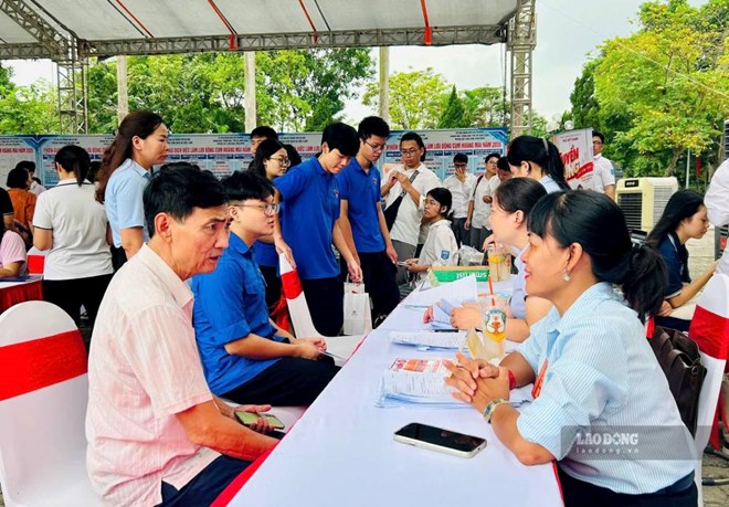 Hà Nội có 2 phiên giao dịch việc làm trực tuyến kết nối 8 tỉnh, thành phố trong tháng 10