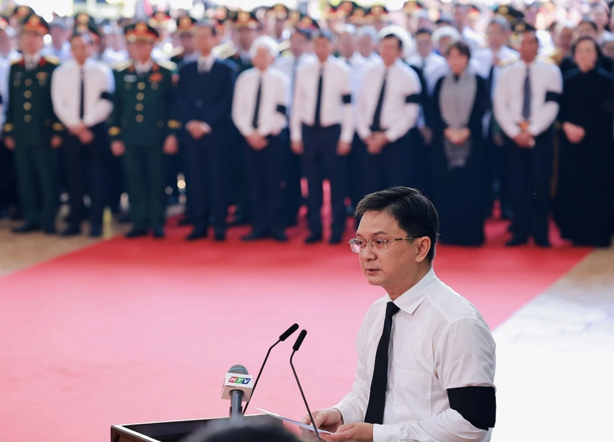 TP. Hồ Chí Minh: Trang nghiêm lễ viếng, truy điệu và an táng các anh hùng liệt sĩ TP. Hồ Chí Minh: Trang nghiêm lễ viếng, truy điệu và an táng các anh hùng liệt sĩ