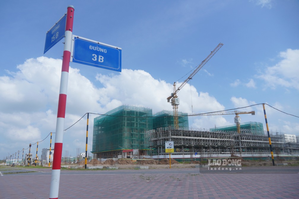 Công nhân triển khai xây dựng nhà ở xã hội ở Cần Thơ. Ảnh: Tạ Quang (ảnh chụp tháng 3.2026)