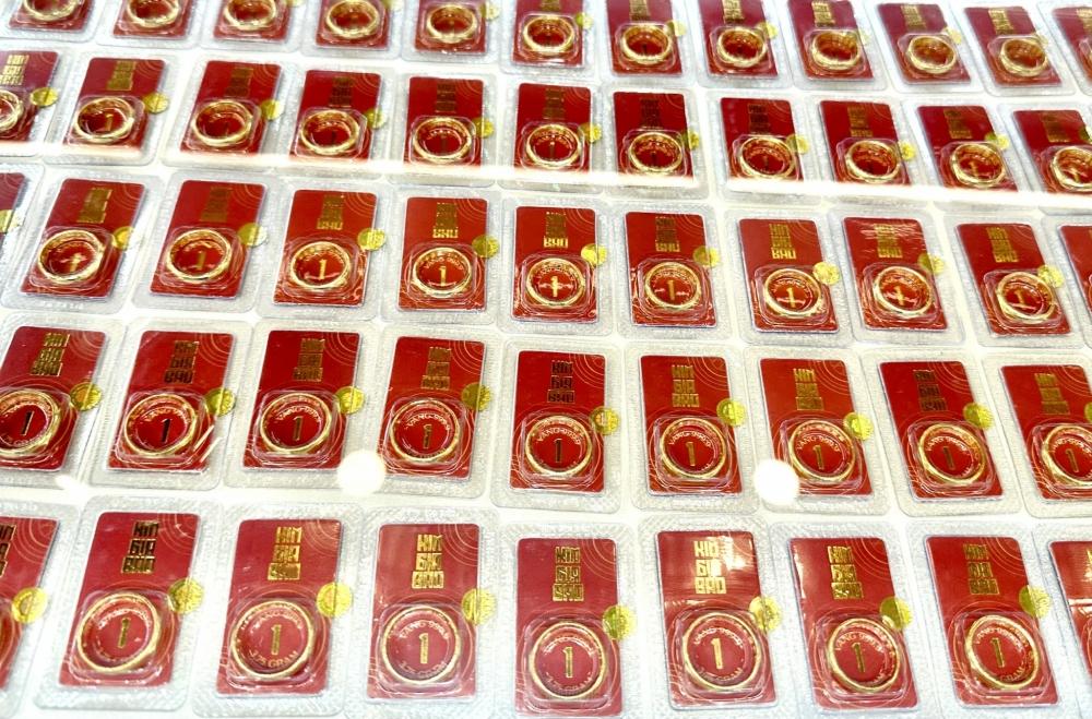 Giá vàng hôm nay 21/7: Vàng SJC giảm còn 146 triệu đồng/lượng