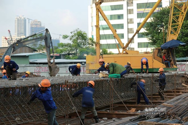 Đảm bảo an toàn vệ sinh lao động, đặt người lao động ở vị trí trung tâm